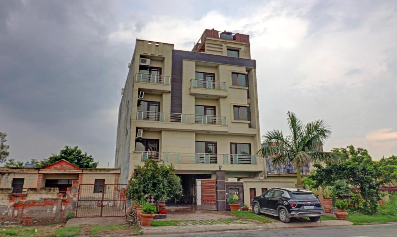 Itsy Hotels Hamlets Stay Noida Luaran gambar